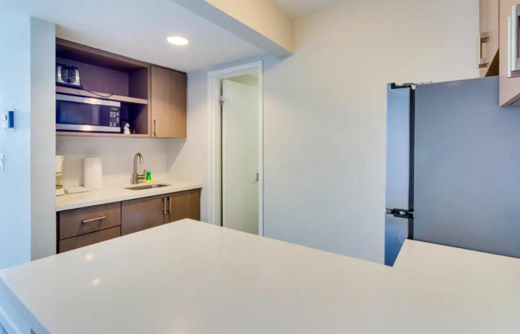 Castle 835 Oceanview Studio On Beach With Pool, Gym, Bars, And Free Parking Miami Beach Bagian luar foto