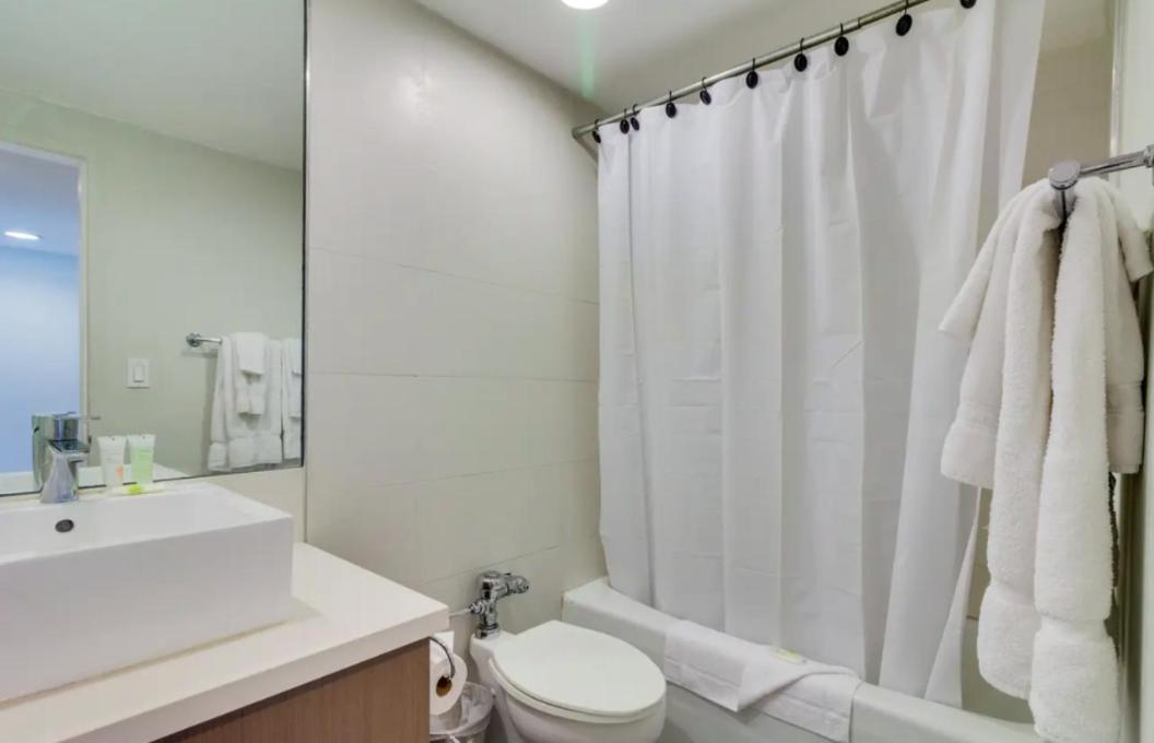 Castle 835 Oceanview Studio On Beach With Pool, Gym, Bars, And Free Parking Miami Beach Bagian luar foto
