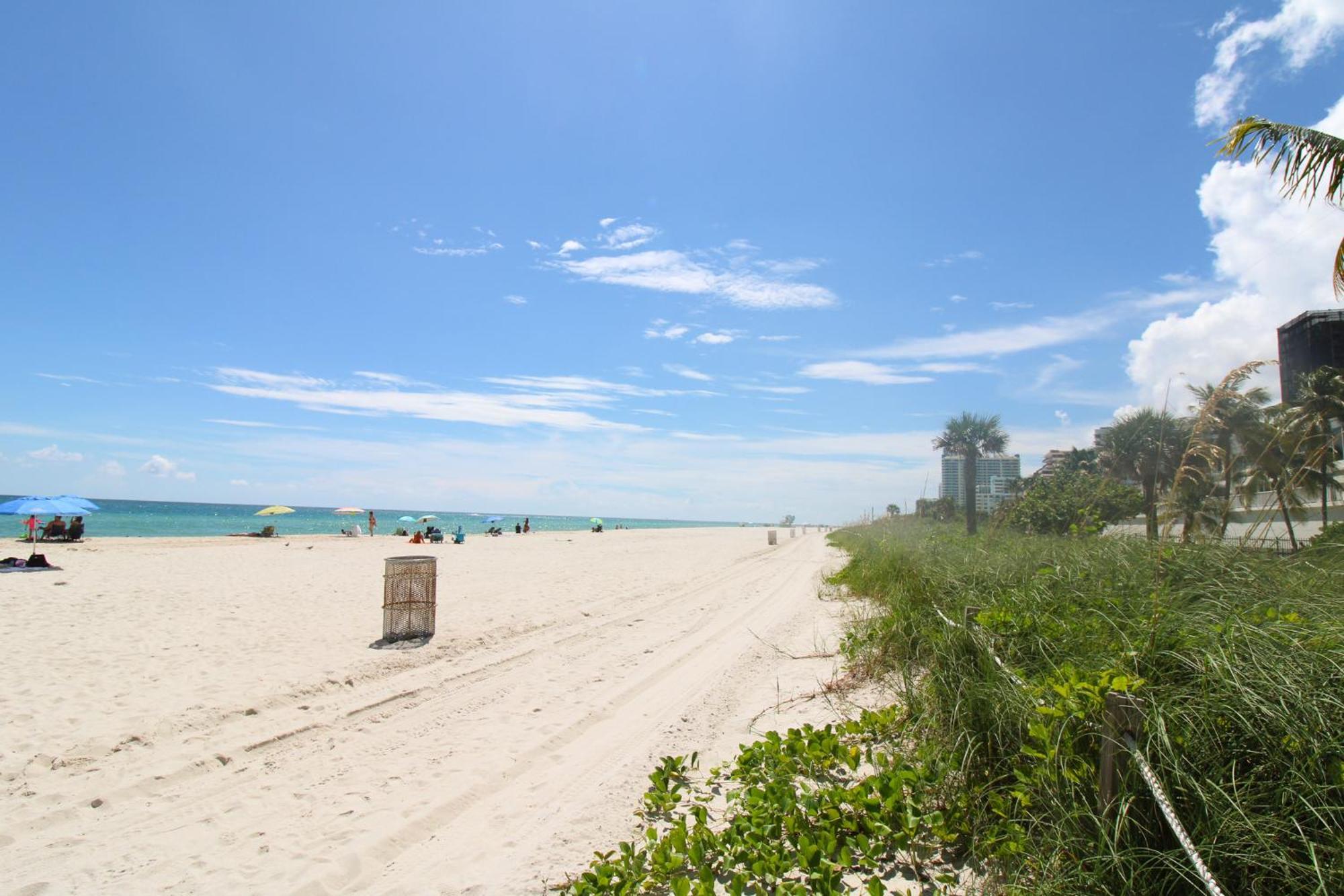 Castle 835 Oceanview Studio On Beach With Pool, Gym, Bars, And Free Parking Miami Beach Bagian luar foto