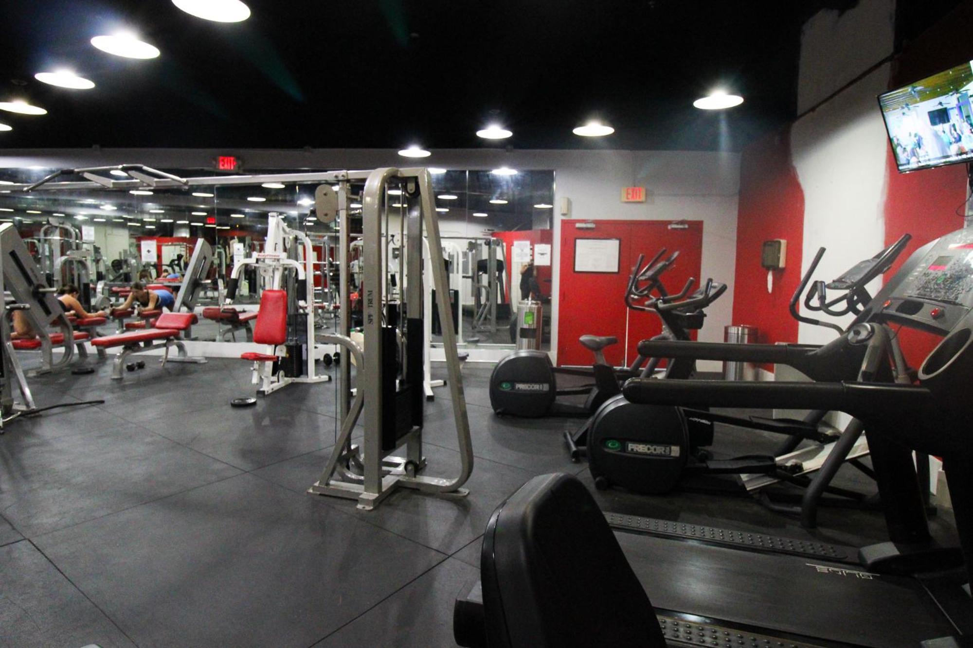 Castle 835 Oceanview Studio On Beach With Pool, Gym, Bars, And Free Parking Miami Beach Bagian luar foto