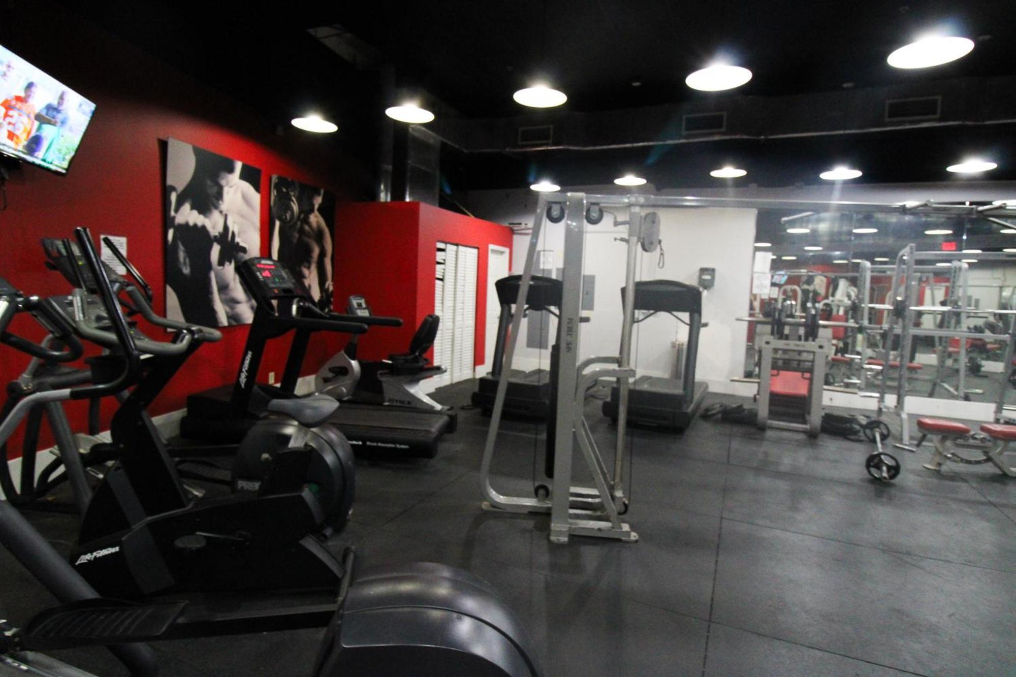 Castle 835 Oceanview Studio On Beach With Pool, Gym, Bars, And Free Parking Miami Beach Bagian luar foto