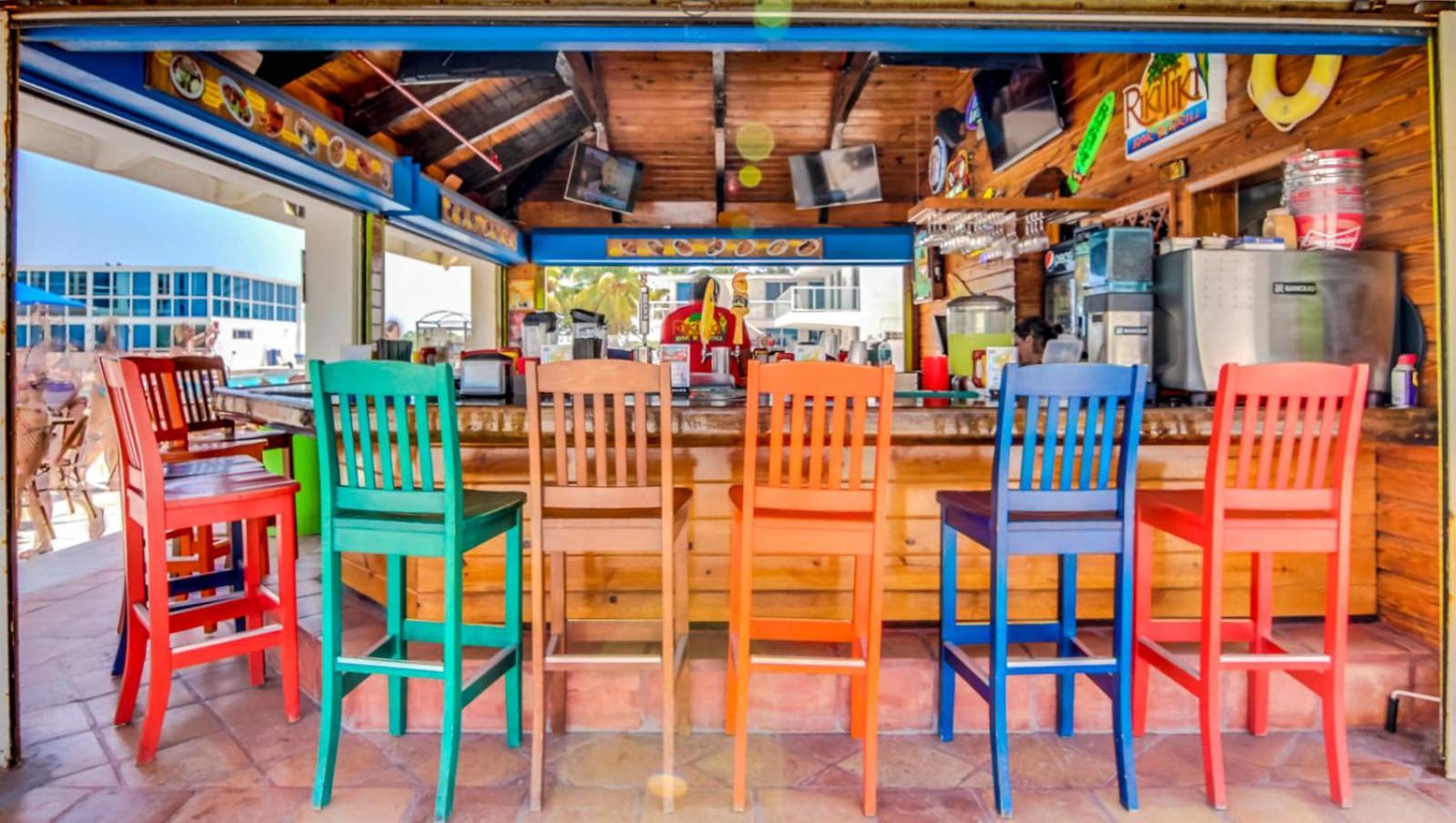 Castle 835 Oceanview Studio On Beach With Pool, Gym, Bars, And Free Parking Miami Beach Bagian luar foto